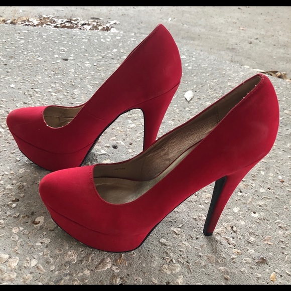 Charlotte Russe Shoes - 🦩 Charlotte Russe Pumps